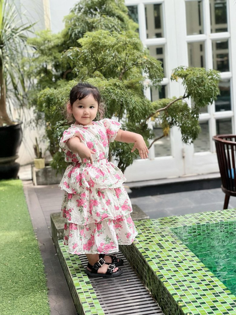 Con gái ca sĩ Ngọc Anh bộc lộ năng khiếu khi mới 2 tháng tuổi - 7