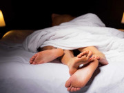 Sức khỏe - Yêu người từng qua một đời vợ, cô gái phát sợ mỗi khi quan hệ vì người tình dùng cách này để dai sức trên giường