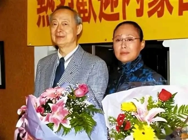 Ở tuổi xế chiều, Tư Cầm Cao Oa tìm được định mệnh thực sự - đạo diễn Trần Lượng Thanh.
