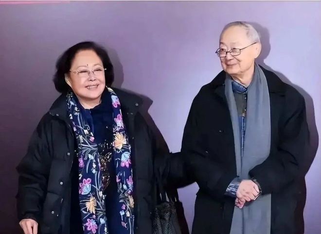 Hôn nhân của Tư Cầm Cao Oa và Trần Lượng Thanh từng rất hạnh phúc và viên mãn.