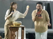 Giải trí - Hari Won từ chối đọc tên tình cũ 9 năm, Trấn Thành tỏ thái độ: "Đâu phải em muốn quên là sẽ quên"