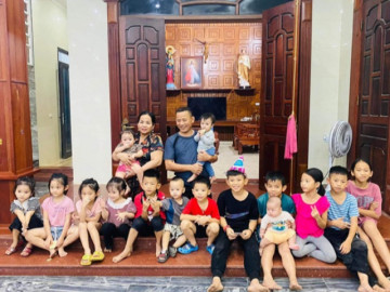 Cặp vợ chồng Nghệ An đã có 13 con nhưng vẫn sinh thêm 2 con gái cách đây gần 6 năm giờ ra sao?