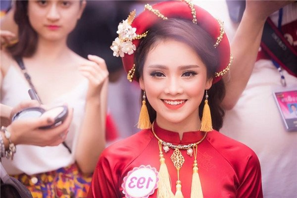 3 hotgirl từng bế bụng bầu lên giảng đường, giờ đều làm mẹ hạnh phúc chồng chiều con ngoan - 10