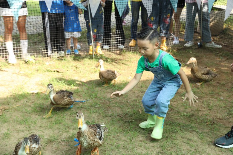 Hùng Tâm là cậu bé có nội tâm ấm áp.