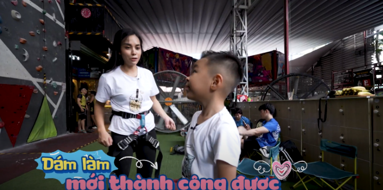 Dân mạng khen cách dạy con của Ngọc Mai, khán giả xem đến đoạn con trai Quốc Nghiệp mà khóc nghẹn - 6