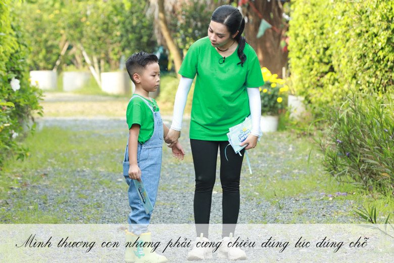 Nữ giảng viên dạy con có nguyên tắc, không nuông chiều con quá đà.
