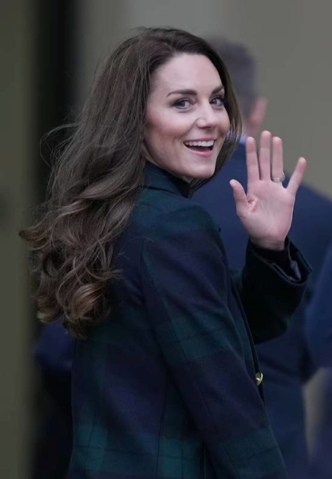 Harry đã thẳng thắn nói xấu Kate nhưng sau đó Vương Phi đã được minh oan.