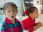 Thời trang - Ái nữ duy nhất của Hồ Ngọc Hà mặc áo dài cài hoa đón Tết, được khen đẹp như thiên thần