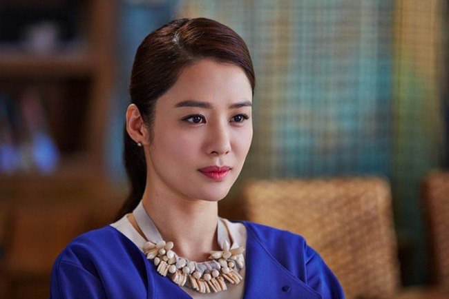 Gia đình chồng tốt, chồng tôi rất yêu vợ thương con, tôi có nên hi sinh? (Ảnh minh họa)