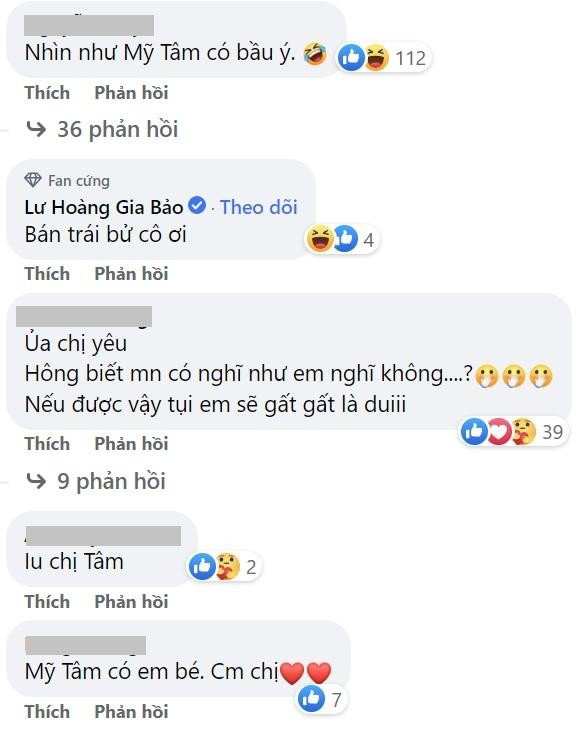Nhiều bình luận chúc mừng nữ ca sĩ.