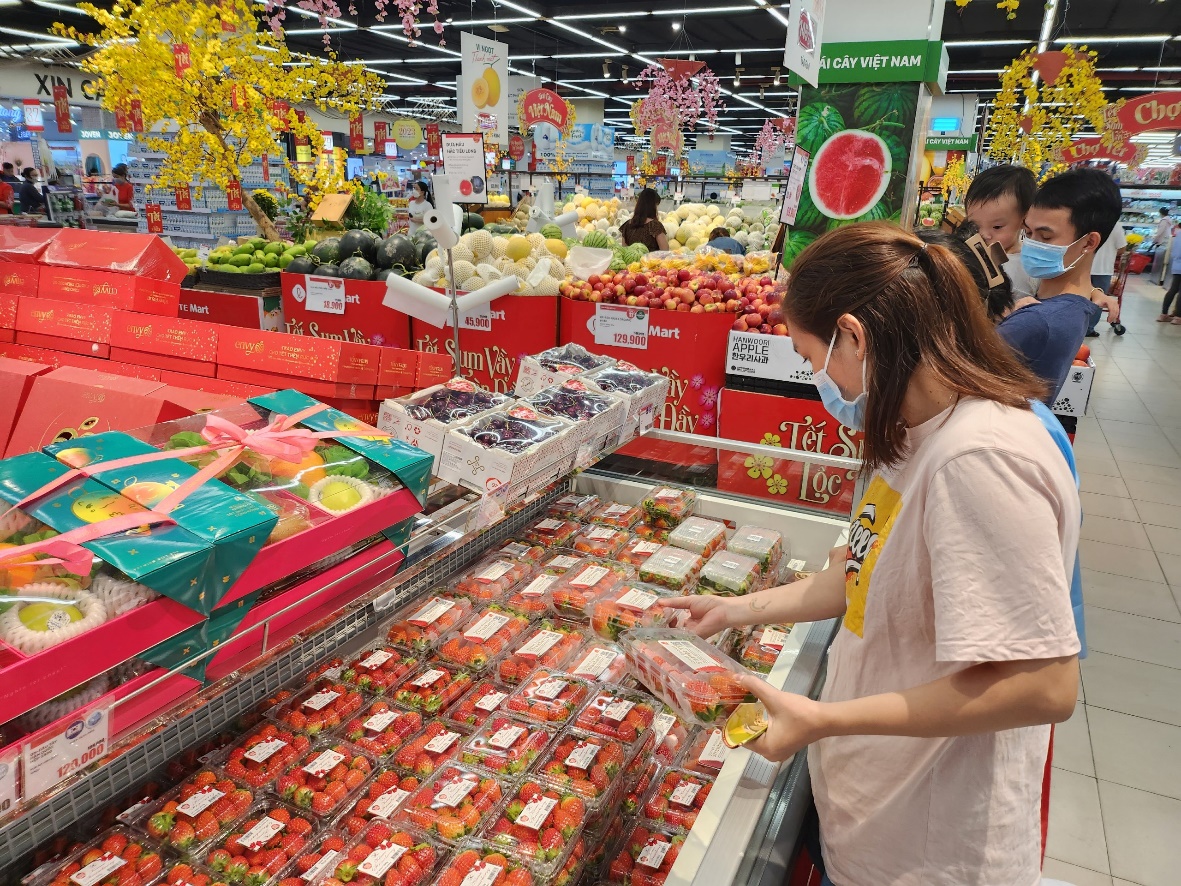 Các loại hoa quả tươi nhập khẩu đang được giảm giá đặc biệt tại LOTTE Mart