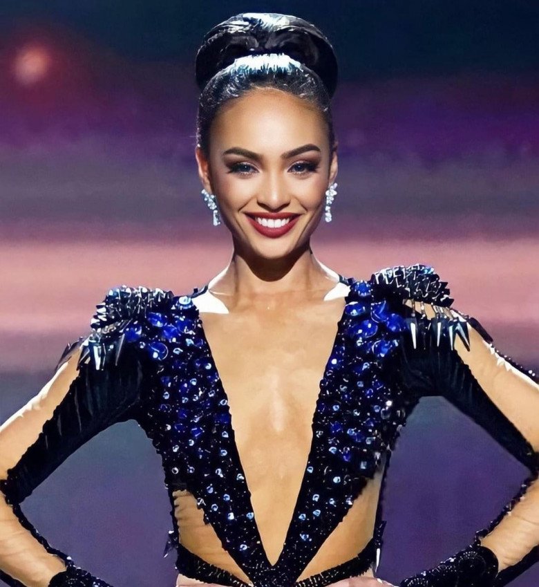 Tân Hoa hậu Hoàn vũ 2023 là người Mỹ gốc Á, xinh đẹp như búp bê sống ngoài đời thực - 3