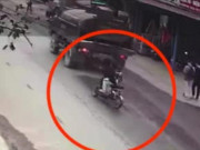 Clip Eva - Clip: Chạy cực ẩu gặp xe tải, lái xe máy điện bỏ của chạy lấy người
