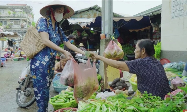 Trác Thúy Miêu nói chuyện phụ nữ mặc đồ bộ và amp;#34;trà xanhamp;#34;, chị em bỉm sữa bất bình - 12