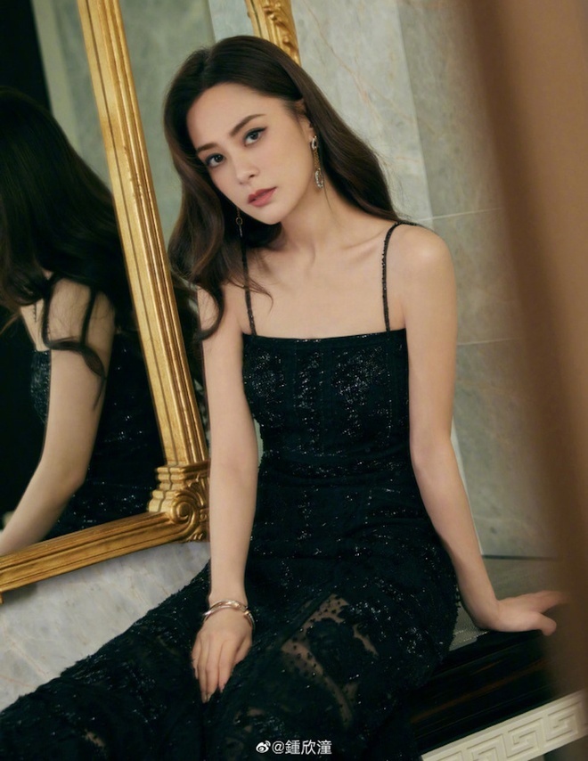 Chung Hân Đồng từng nỗ lực khá nhiều mới có được body chuẩn như thời còn trẻ.