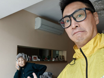 Triển Chiêu đẹp trai nhất màn ảnh đoàn tụ gia đình, 3 năm nay mới gặp mẹ đẻ