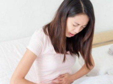 3 thói xấu khiến dạ dày kêu cứu