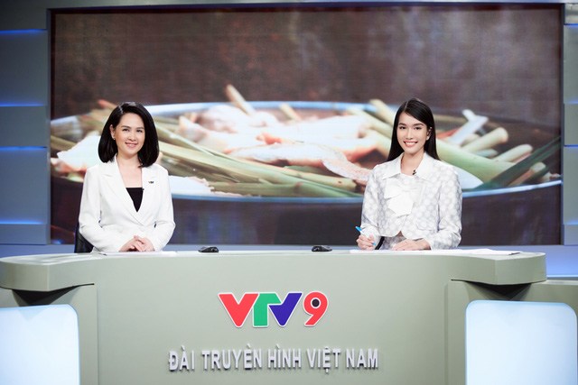 Thi quốc tế trắng tay, Á hậu cao 1m77 liên tục mặc đồ cũ lên sóng VTV hệt như Đỗ Mỹ Linh - 5