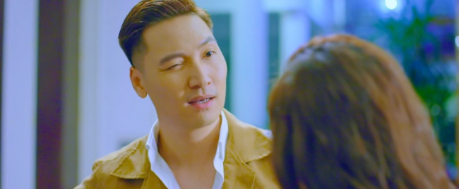 Tết quanh quẩn cơm nước bế con, Mạnh Trường bất ngờ bị gái trẻ hỏi chuyện yêu từ cái nhìn đầu tiên - 2