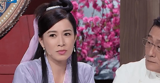 Xa Thi Mạn tiết lộ về mối quan hệ với Lê Tư trong show mới.