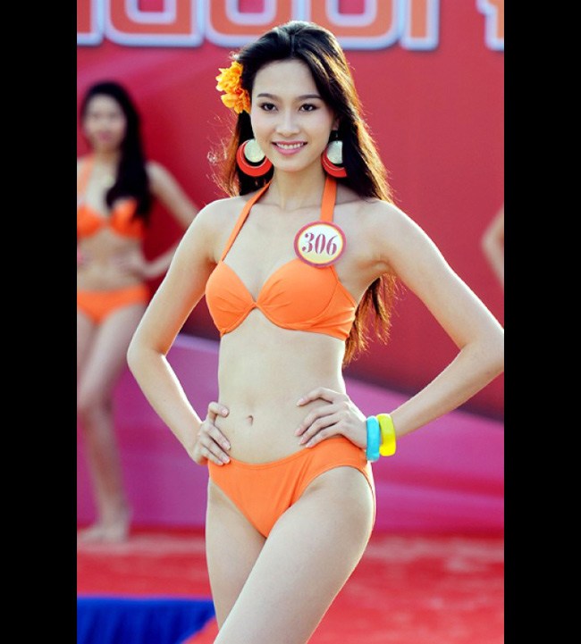 Đây là Hoa hậu Việt Nam hiếm khi mặc bikini, chỉ khoe nét quyến rũ bằng đầm cúp ngực, chuẩn dâu hào môn - 9