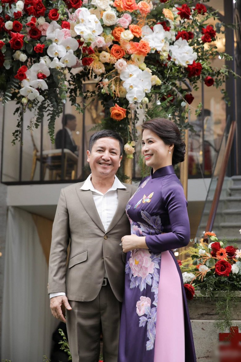 img srchttps://cdn.eva.vn/upload/1-2023/images/2023-02-02/khoe-anh-di-choi-voi-nguoi-tinh-kem-17-tuoi-tao-giao-thong-chi-trung-xin-nhung-ke-non-van-hoa-dung-v-307383128_5241853472580489_776314962401748401_n-1675324601-333-width780height520.jpg width660 /