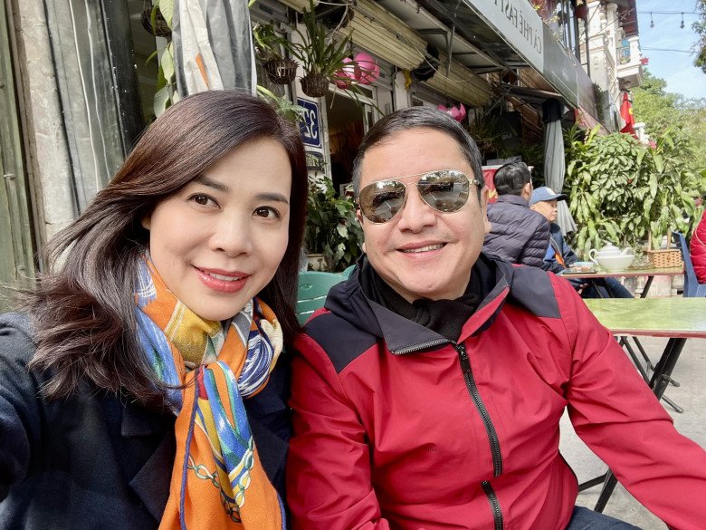 Nam nghệ sĩ lên tiếng đáp trả khi bị soi chuyện tình cảm.