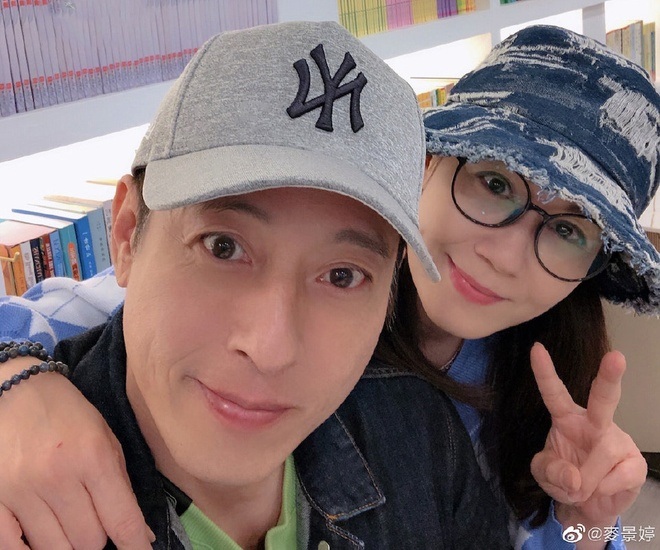 Lữ Tụng Hiền bên Cảnh Đình.