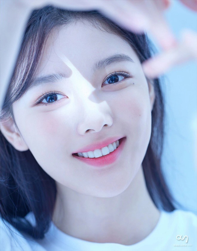 Kim Yoo Jung từng là em gái quốc dân xứ Hàn.