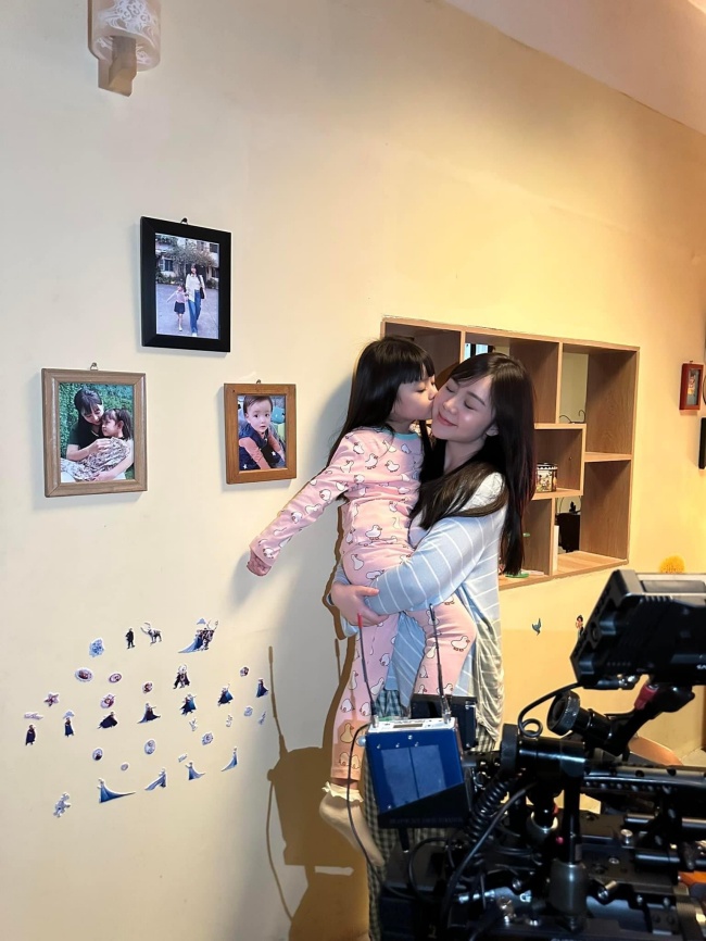 Lộ kết thúc của Đừng Làm Mẹ Cáu: Quỳnh Kool và con gái chuyển tới ở cùng trai đẹp, Bình An bị mẹ quay lưng? - 12