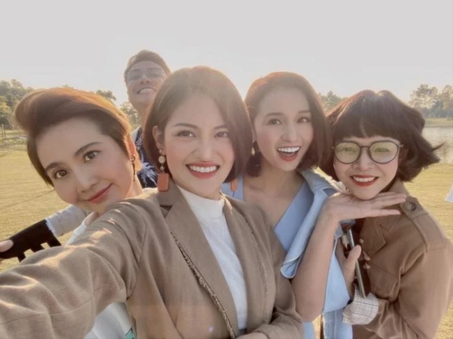 amp;#34;Ác nữamp;#34; yêu lại amp;#34;bố hờamp;#34; của VTV: Từng ám ảnh việc phải được đóng vai chính, mẹ lo con gái ế vì sống bừa bộn - 11