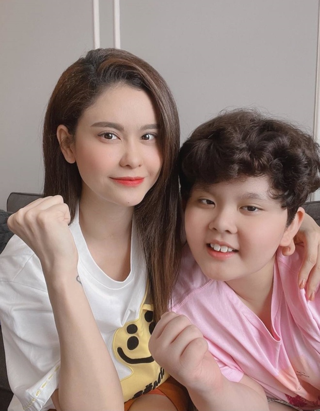 Hóa ra phim Trấn Thành amp;#34;mượnamp;#34; cuộc đời Trương Quỳnh Anh: Bị cấm đủ đường, ba mẹ còn từ mặt, bỏ sang Mỹ - 7