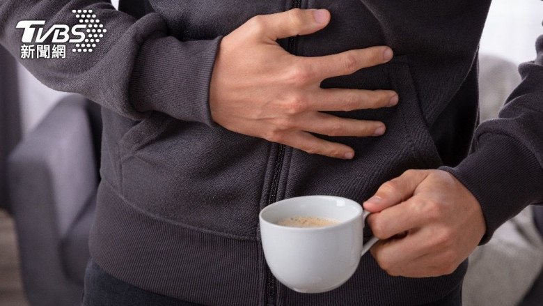 Uống cà phê như thế này có thể gây ung thư, bác sĩ tiết lộ có một loại còn rất hại dạ dày mà ai cũng mê - 1