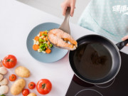 Sức khỏe - Món ăn của bạn có thể thành "thuốc độc" vì hành động sai lầm khi nấu nướng bằng chảo chống dính