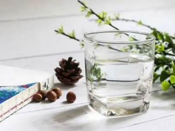 Hạnh phúc đích thực là ly nước lọc