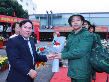 Chân dung đại gia Hải Phòng sở hữu khối tài sản nghìn tỷ khi mới 24 tuổi, tự viết đơn xin gia nhập quân ngũ