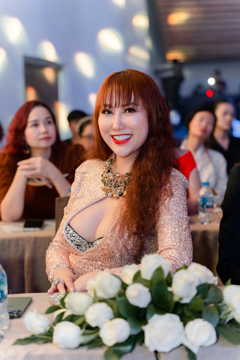 Phi Thanh Vân đem tới không khí vui nhộn cho sự kiện.