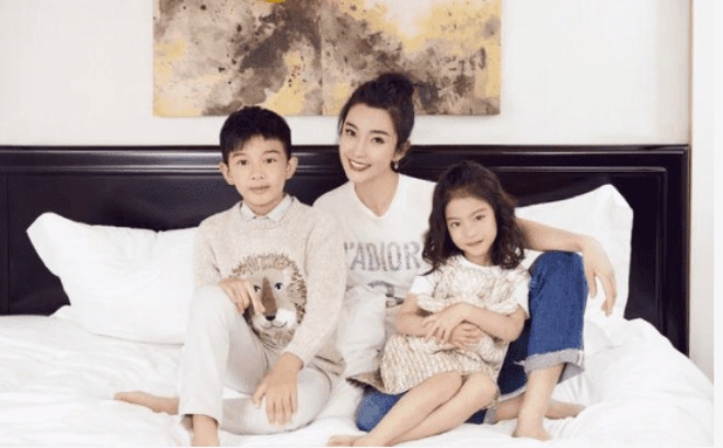 Lý Băng Băng dính tin có con riêng nhưng giấu kín.