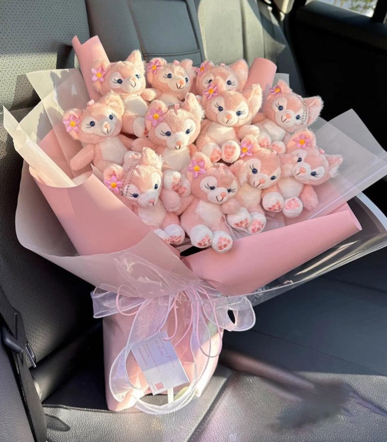 Bó hoa từ rau xanh, củ tỏi..độc lạ ngày Valentine