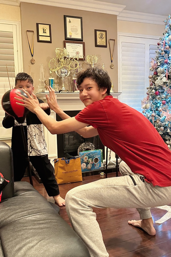 Jennifer Phạm và Quang Dũng cùng chúc mừng sinh nhật con trai Bảo Nam 15 tuổi ở Mỹ - 7
