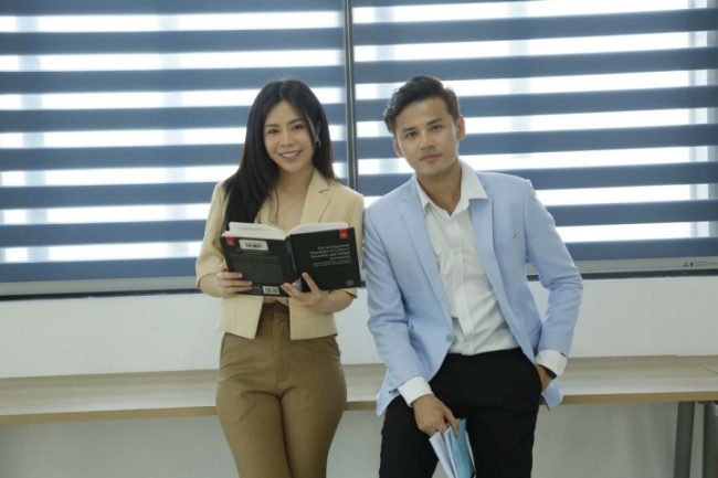 Sao phim Việt có lượt xem cao nhất cả nước được vợ phát 200 nghìn/ngày, phải dạy người khác hôn bà xã - 9