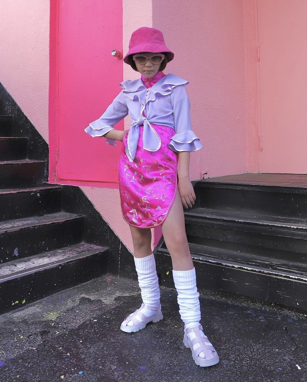 Xuất hiện người mẫu nhí tương lai, mới 12 tuổi đã “gây sốt” với phong cách ăn mặc “chất như nước cất” - 7
