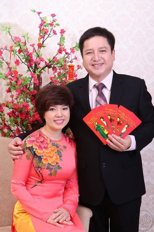 Thời điểm mới công bố chuyện ly hôn, Chí Trung nhiều lần thừa nhận còn yêu thương vợ cũ.