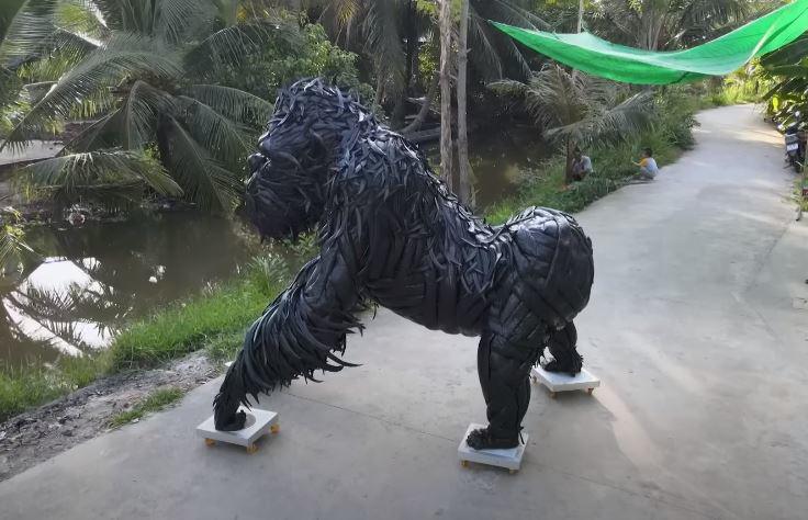 Chàng trai Bến Tre amp;#34;hô biếnamp;#34; săm lốp cũ thành King Kong siêu khủng, biết giá trị ai cũng ngỡ ngàng - 2