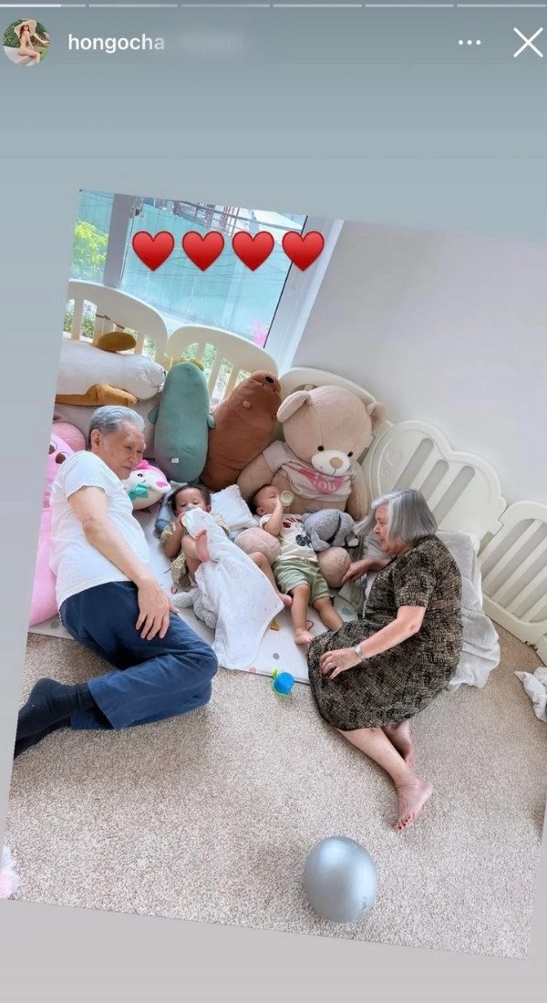 Tuy nhiên sau đó, cả 4 ông bà cháu đã trở nên thân thiết.