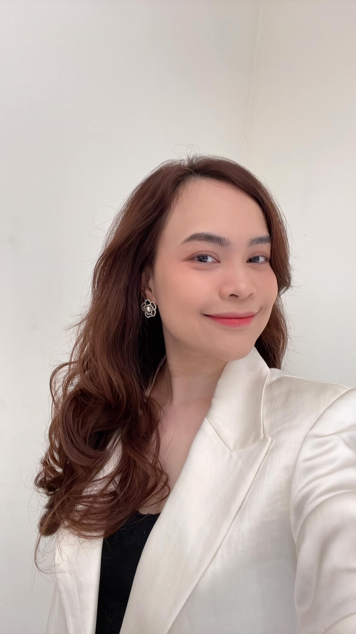 Nhan sắc xinh đẹp của Quỳnh Phượng ở tuổi ngoại tứ tuần.