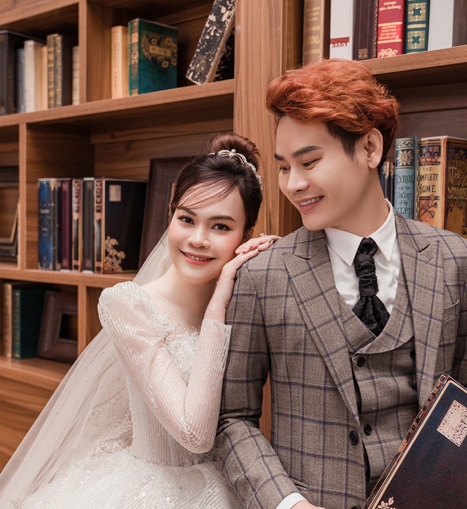 Nam MC VTV U50 trẻ như amp;#34;cậu béamp;#34;: Yêu vợ xinh 9 năm vẫn giữ trong trắng, ngày lễ chuyển khoản liền tay - 13