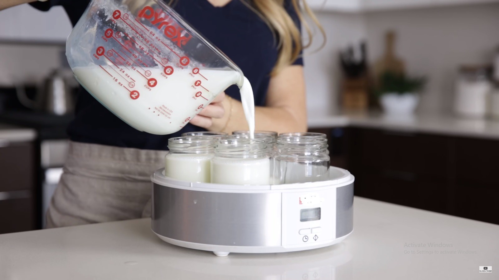 Cách làm sữa chua tại nhà vừa dễ vừa ngon, không bị tách nước - 7