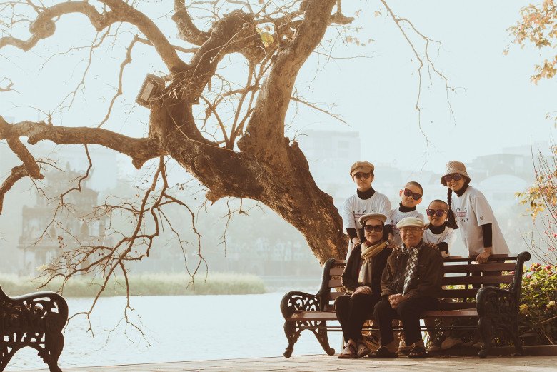 Gia đình 3 thế hệ của anh Thịnh có chuyến đi đáng nhớ từ Nam ra Bắc xuyên Tết, đến thăm nhiều địa danh nổi tiếng