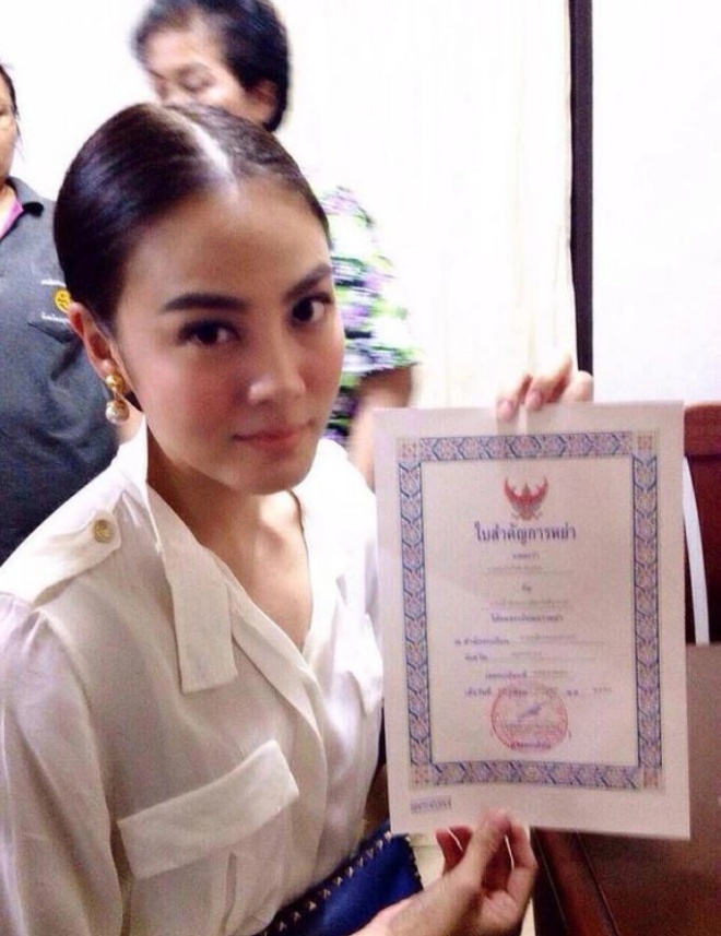 Nữ hoàng gợi cảm Thái Lan quyết định ly hôn.